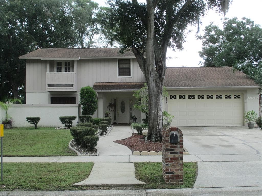 8205 KIRKWOOD DRIVE TAMPA, FL 33634