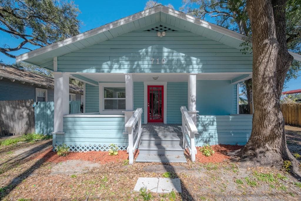 710 E CRENSHAW STREET TAMPA, FL 33604