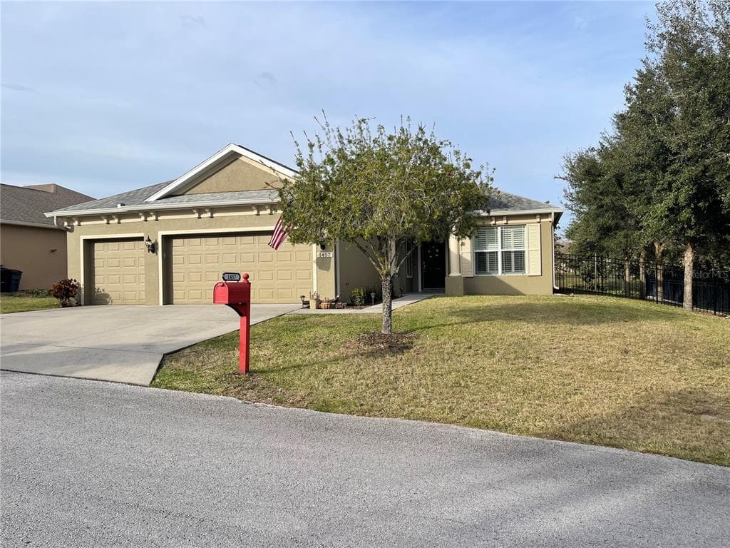 1457 MEYER LANE TARPON SPRINGS, FL 34688