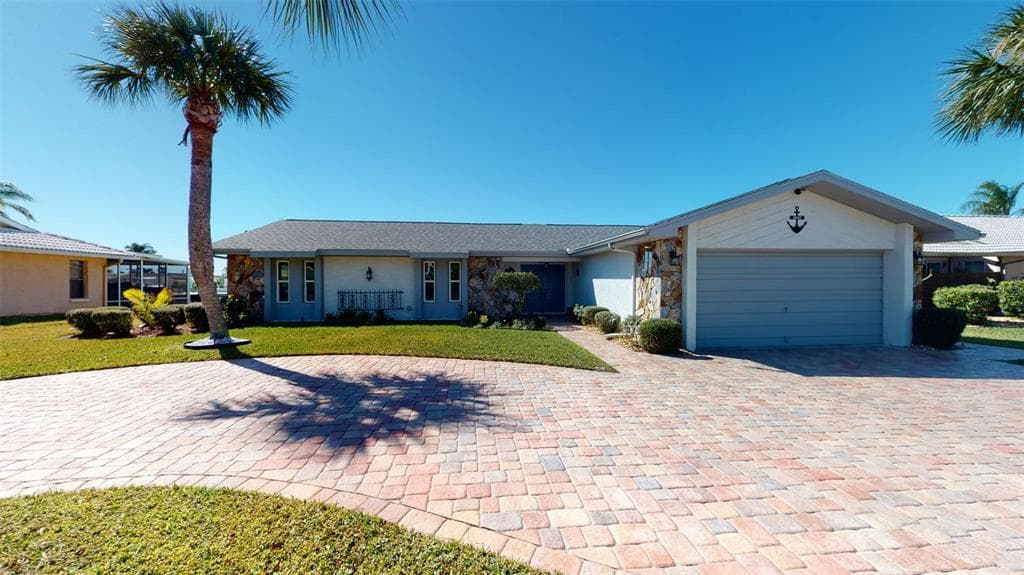 4042 PERRY PLACE