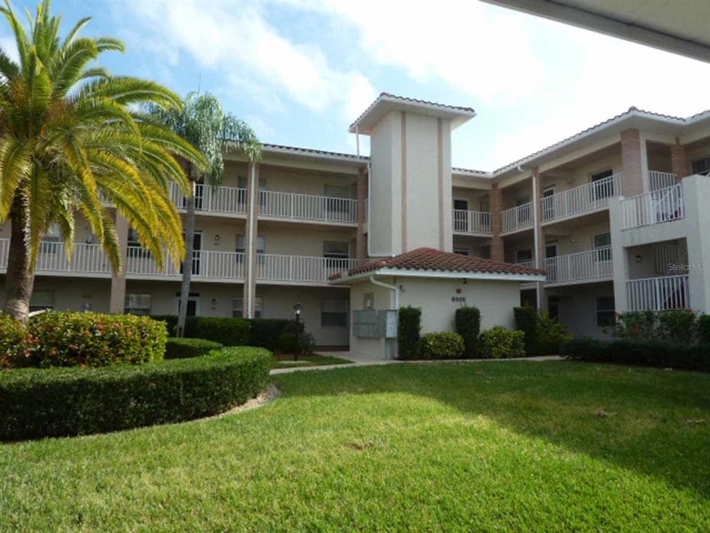 6505 STONE RIVER ROAD UNIT 309 BRADENTON, FL 34203