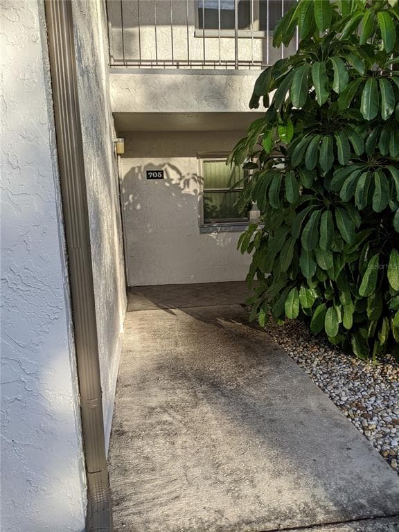 7701 STARKEY ROAD UNIT 705 SEMINOLE, FL 33777