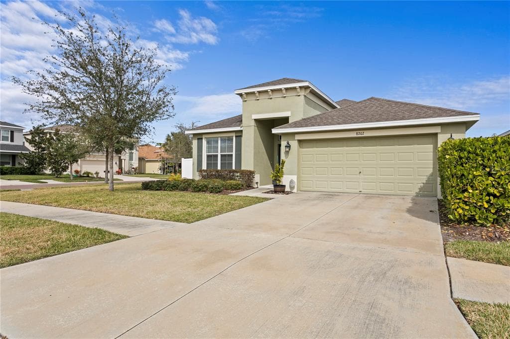 8202 BELLE GROVE COURT RIVERVIEW, FL 33578