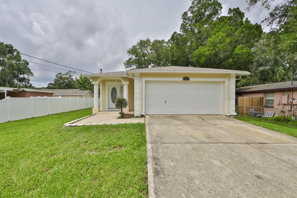 1525 W BROAD STREET TAMPA, FL 33604