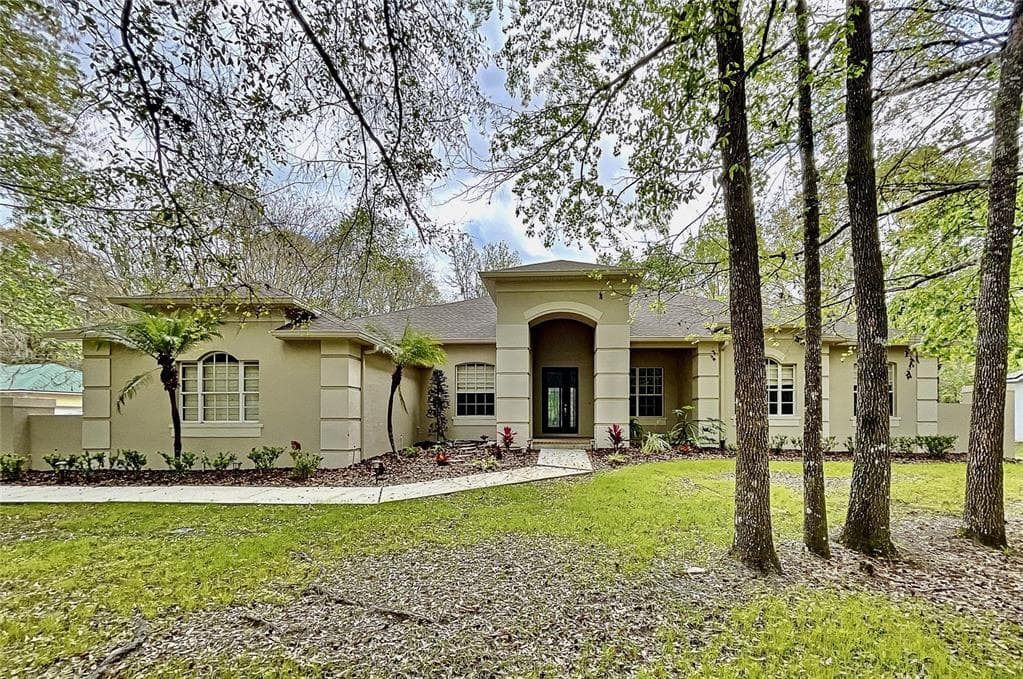 9104 SHENANDOAH RUN WESLEY CHAPEL, FL 33544