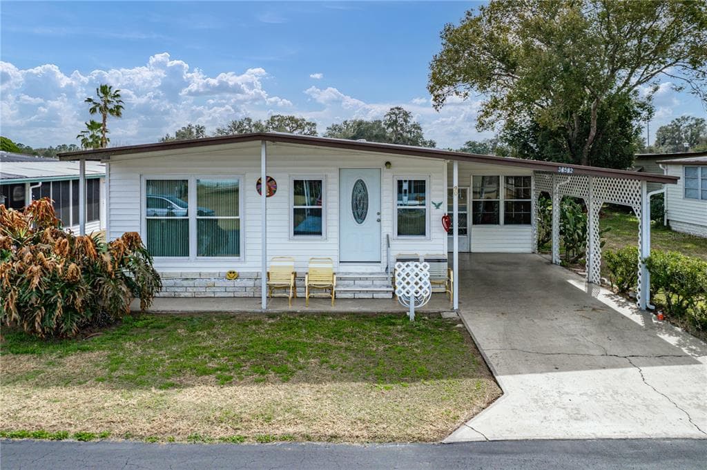 34542 SWEETPEA LANE ZEPHYRHILLS, FL 33541