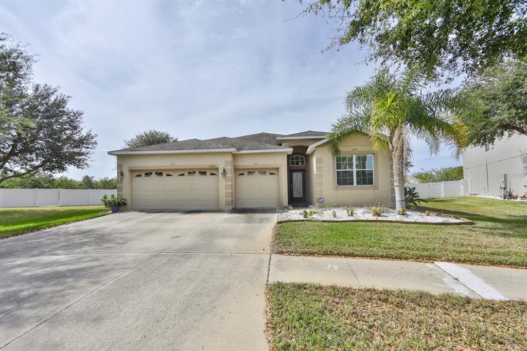13215 GRAHAM YARDEN DRIVE RIVERVIEW, FL 33579