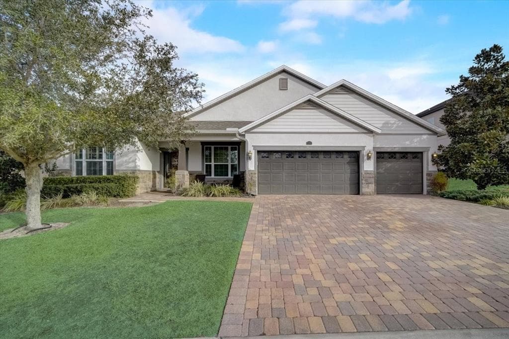 17965 GOURD NECK LOOP WINTER GARDEN, FL 34787