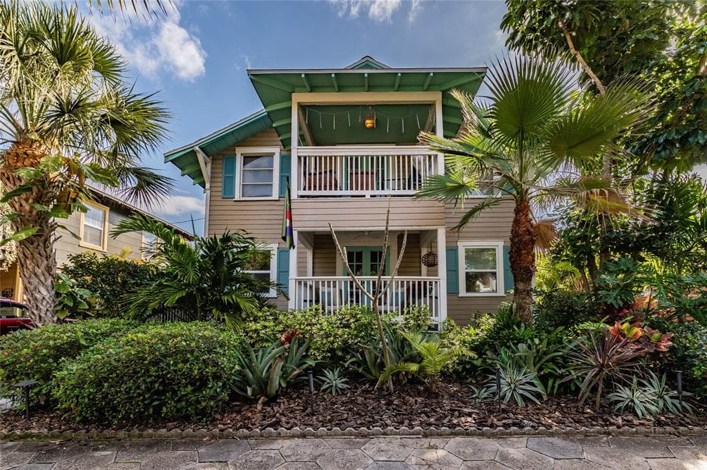 214 10TH AVENUE N ST PETERSBURG, FL 33701
