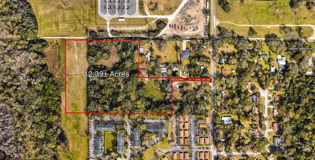 8400 KRICKET LANE TAMPA, FL 33637