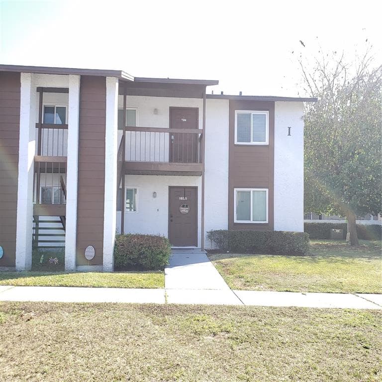 39132 COUNTY ROAD 54 UNIT 2204 ZEPHYRHILLS, FL 33542
