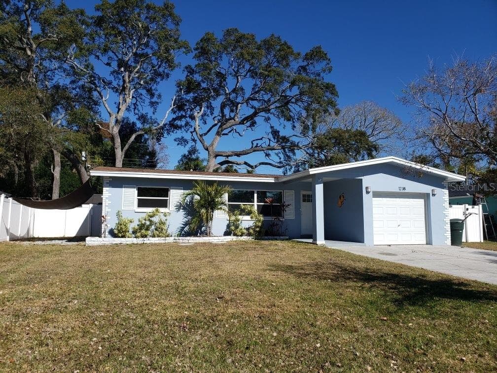 1238 FRIAR TUCK LANE DUNEDIN, FL 34698