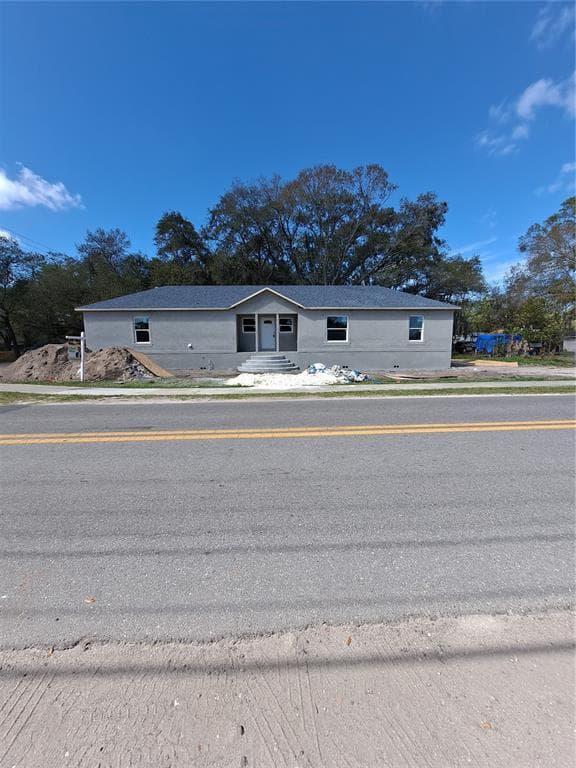 902 W ALSOBROOK STREET PLANT CITY, FL 33563