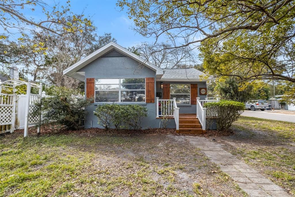 5270 8TH AVENUE N ST PETERSBURG, FL 33710