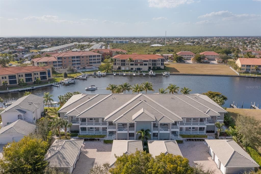 3311 WOOD THRUSH DRIVE UNIT 122 PUNTA GORDA, FL 33950