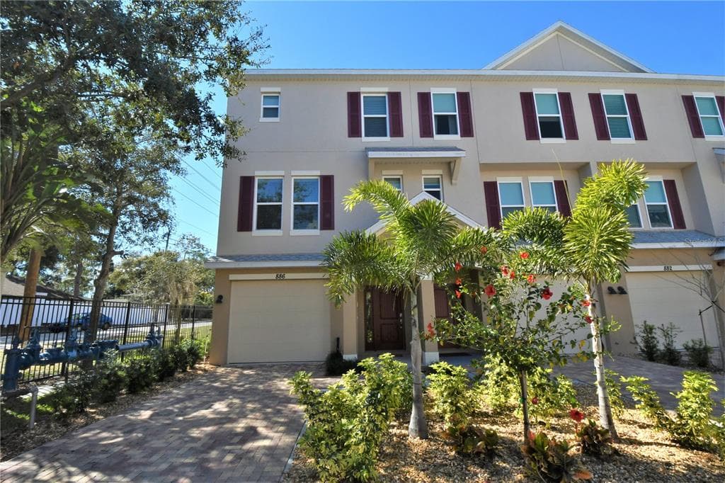 886 CALLISTA CAY LOOP TARPON SPRINGS, FL 34689
