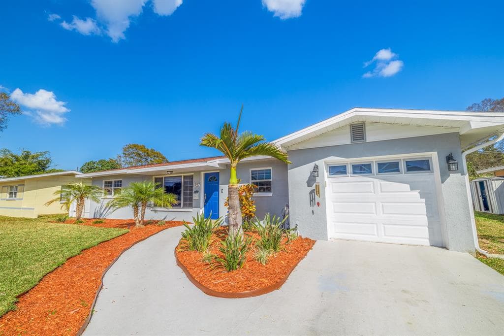 6927 18TH STREET N ST PETERSBURG, FL 33702