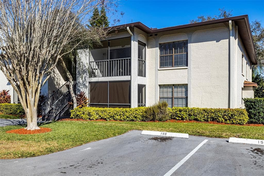 3389 CRYSTAL COURT E UNIT D PALM HARBOR, FL 34685