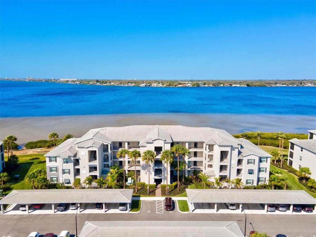 1010 TIDEWATER SHORES LOOP UNIT 104 BRADENTON, FL 34208