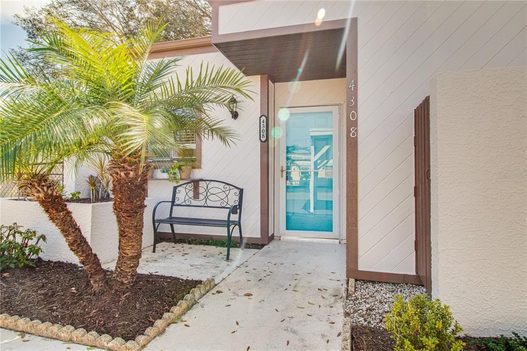 4308 FERN GLEN STREET HOLIDAY, FL 34691