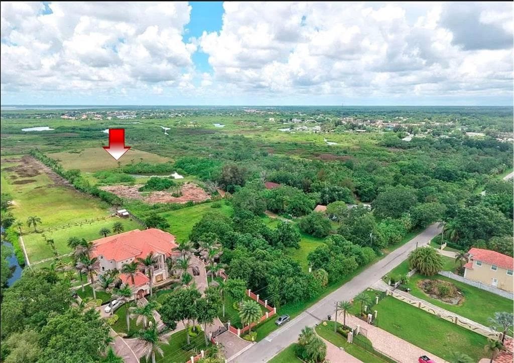 5012 TROYDALE ROAD TAMPA, FL 33615
