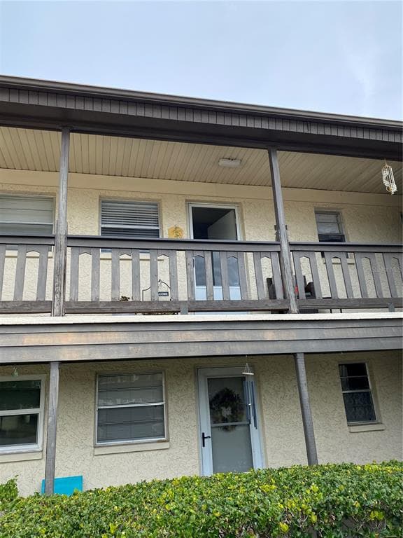 4555 MARINE PARKWAY UNIT 204 NEW PORT RICHEY, FL 34652