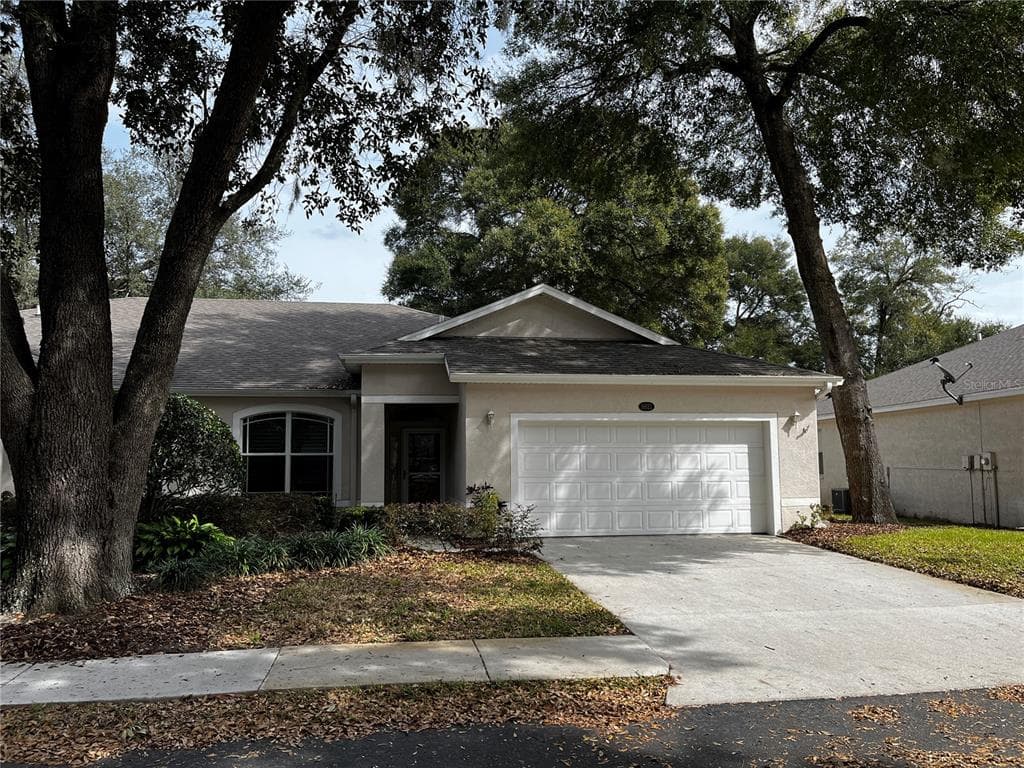 8621 ALEXANDRA ARBOR LANE TEMPLE TERRACE, FL 33637
