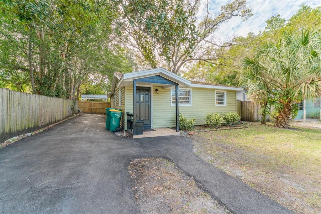 7920 50TH AVENUE N ST PETERSBURG, FL 33709