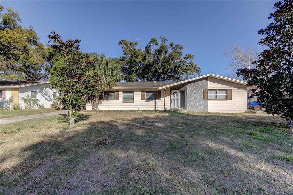 1829 ALBERTA DRIVE CLEARWATER, FL 33756