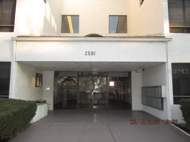 2581 COUNTRYSIDE BOULEVARD UNIT 2210 CLEARWATER, FL 33761
