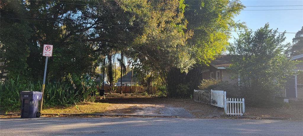 107 E 26TH AVENUE TAMPA, FL 33603