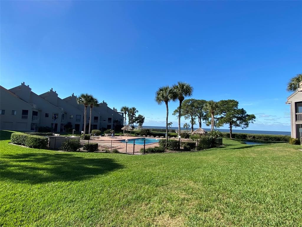 352 WINDRUSH LOOP TARPON SPRINGS, FL 34689