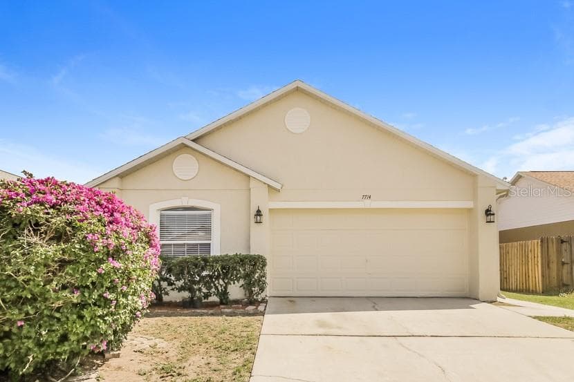 7714 HARBOR BEND CIRCLE ORLANDO, FL 32822