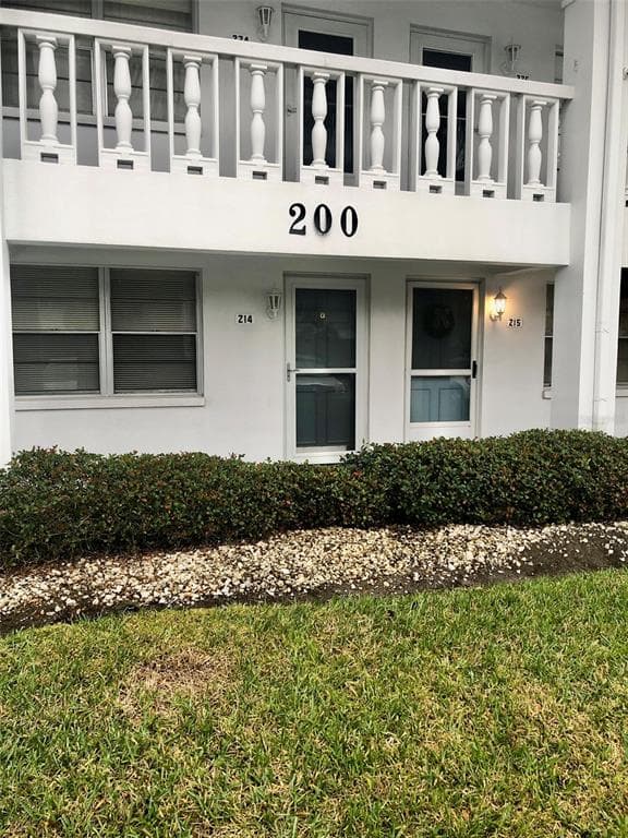 214 BRANDY WINE DRIVE UNIT 214 LARGO, FL 33771