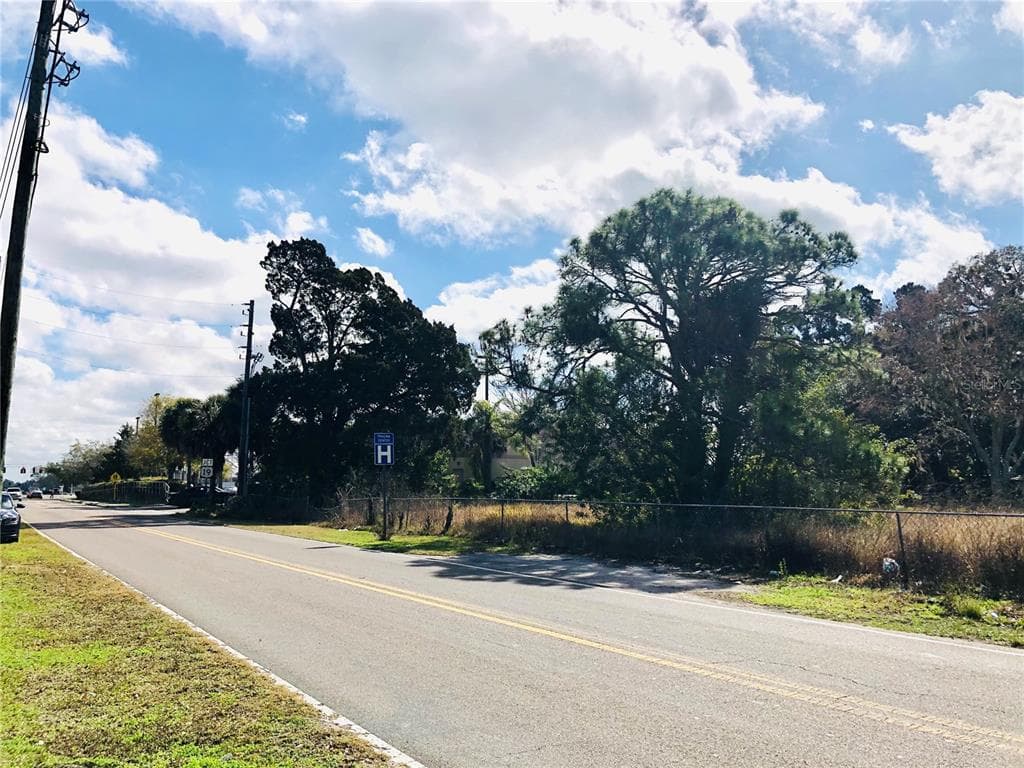 7208 HUDSON AVENUE HUDSON, FL 34667