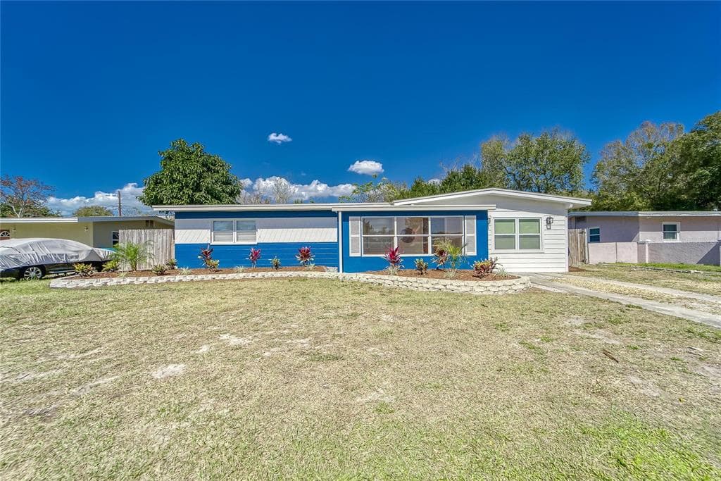 8617 NARCISSUS AVENUE SEMINOLE, FL 33777