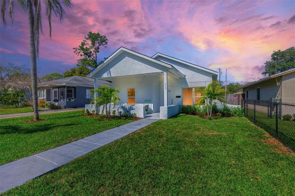 623 47TH AVENUE N ST PETERSBURG, FL 33703