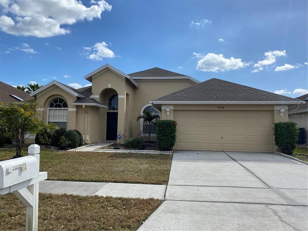 9004 WESTBAY BOULEVARD TAMPA, FL 33615