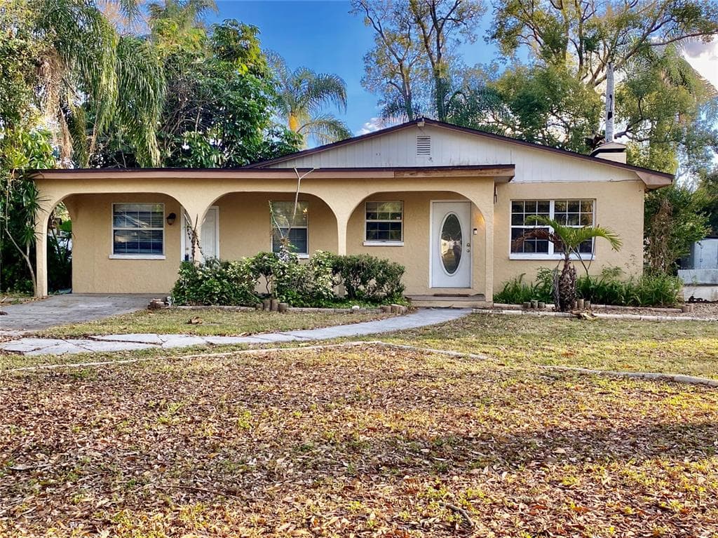 2708 W CRENSHAW STREET