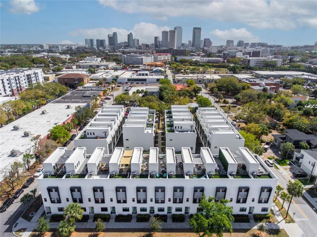 1330 W GRAY STREET UNIT 2