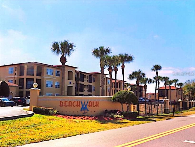 4311 BAYSIDE VILLAGE DRIVE UNIT 306 TAMPA, FL 33615