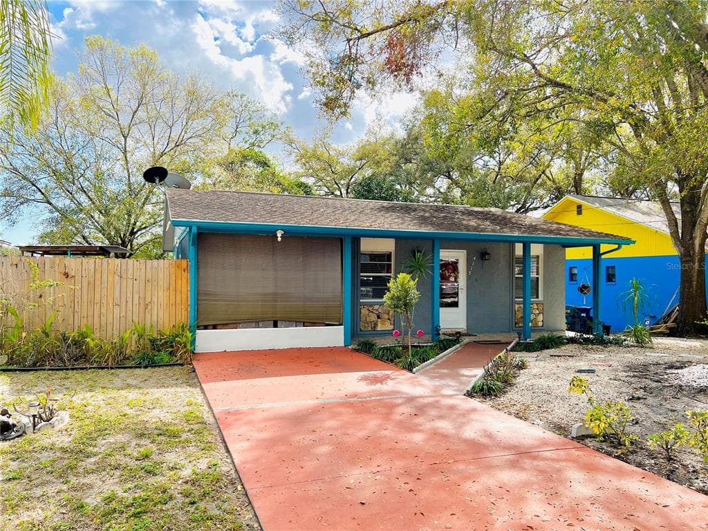 4115 E SEWAHA STREET TAMPA, FL 33617