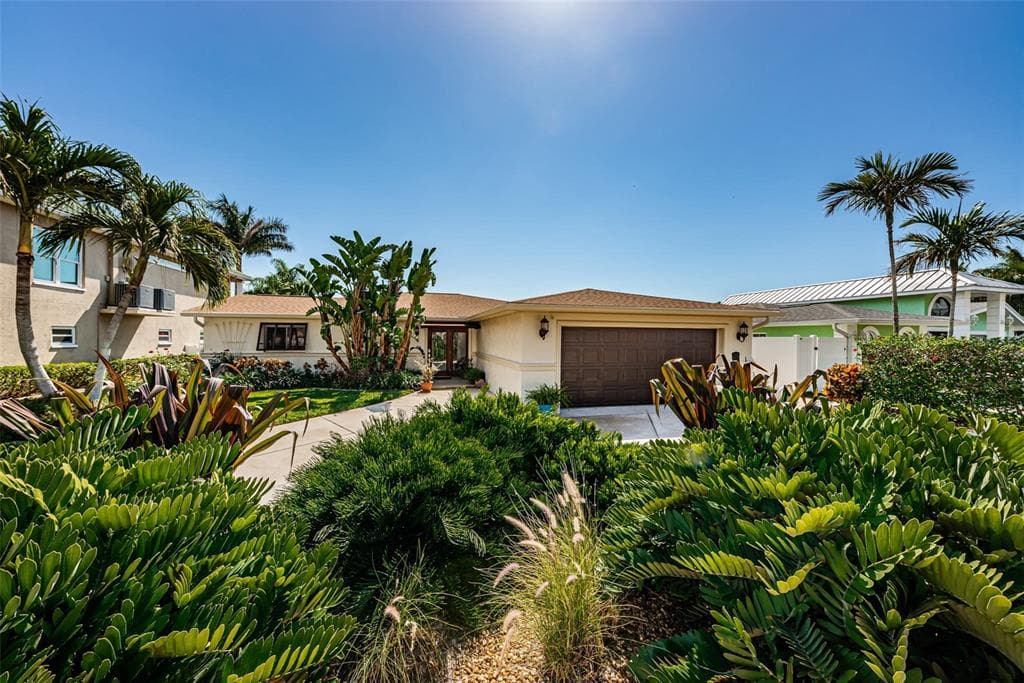 805 123RD AVENUE TREASURE ISLAND, FL 33706
