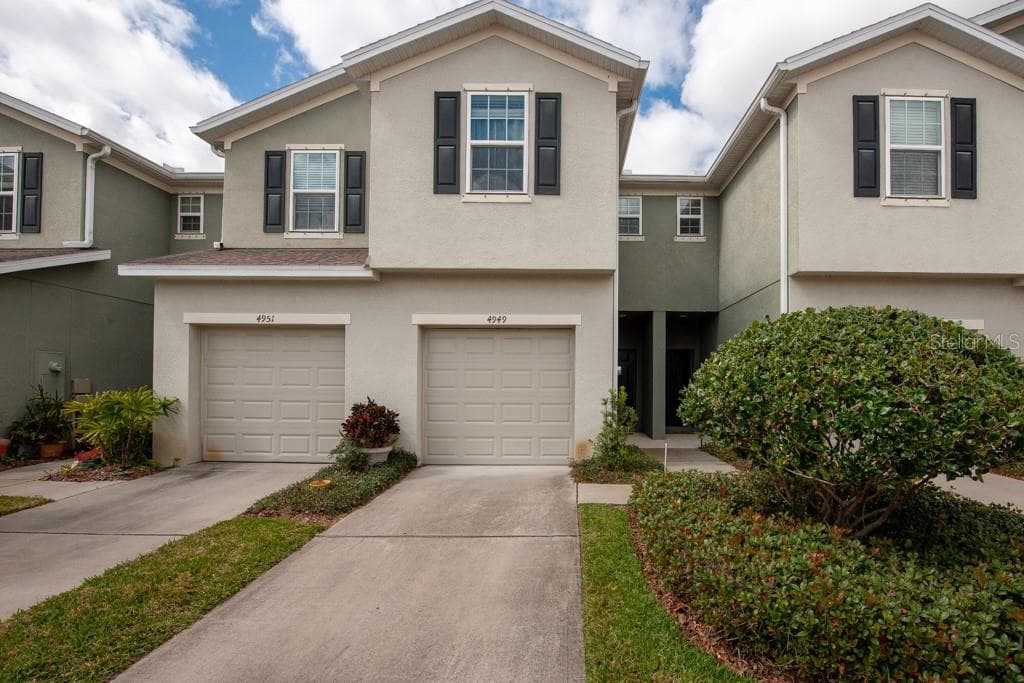 4949 WHITE SANDERLING COURT TAMPA, FL 33619