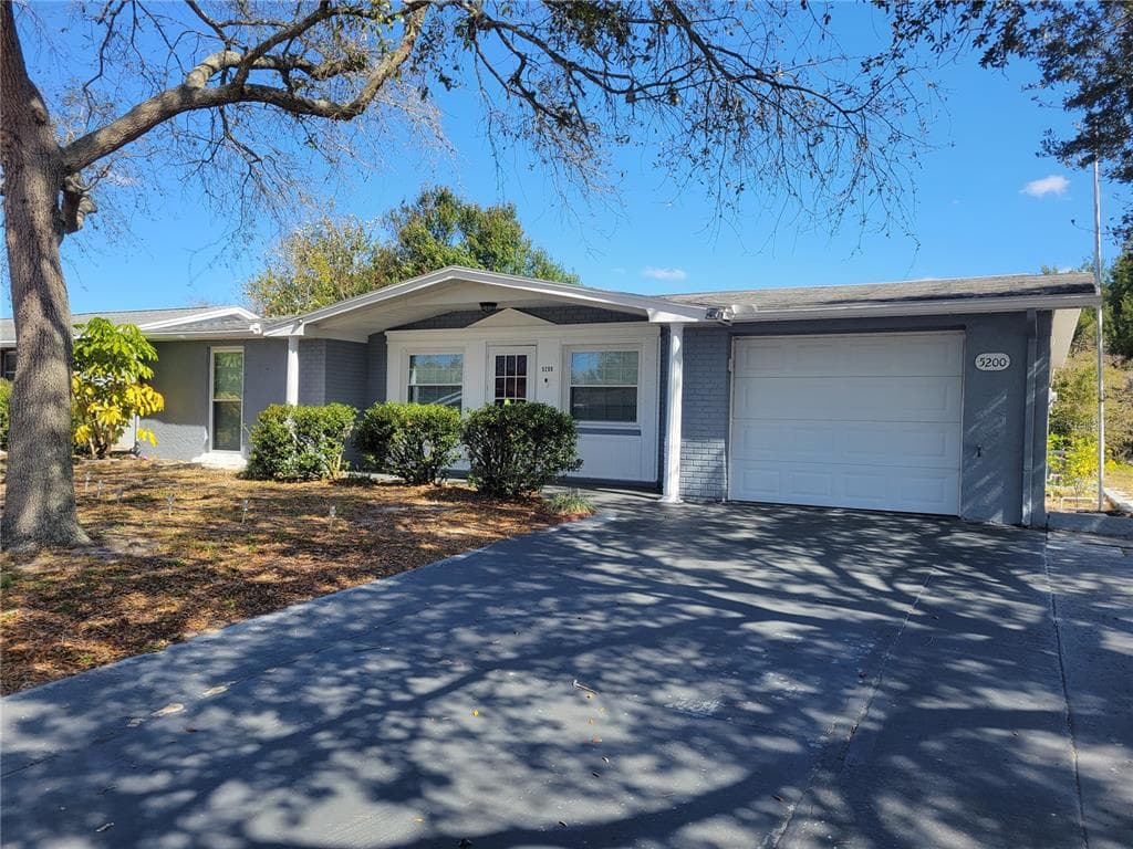 5200 IDLEWILD STREET NEW PORT RICHEY, FL 34653