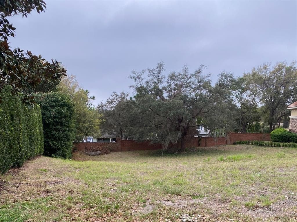 1018 ROUNDSTONE PLACE PALM HARBOR, FL 34683