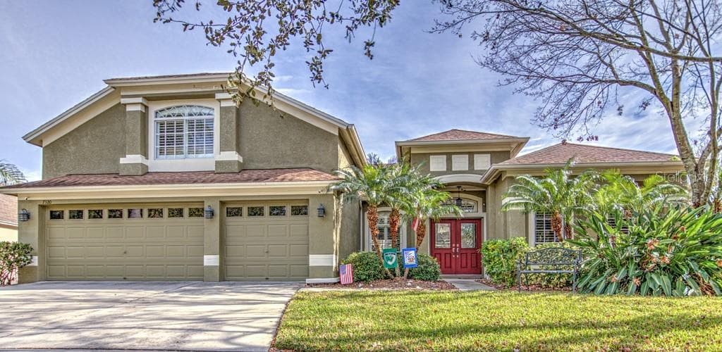 7320 CARRINGTON OAKS LANE APOLLO BEACH, FL 33572