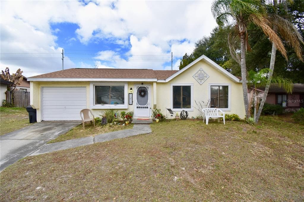 1211 PINEY BRANCH CIRCLE VALRICO, FL 33594