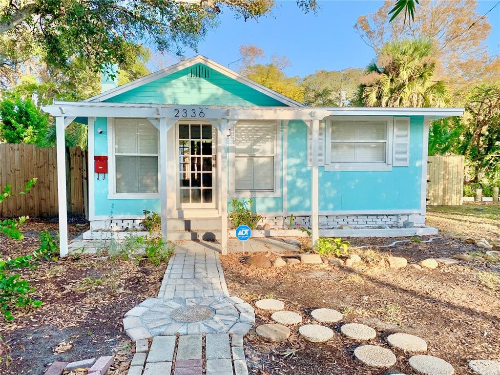 2336 QUINCY STREET S ST PETERSBURG, FL 33711