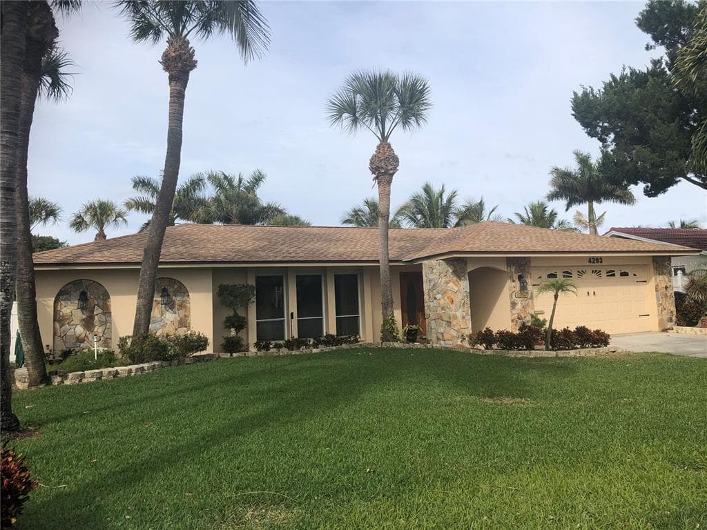 4293 48TH AVENUE S ST PETERSBURG, FL 33711